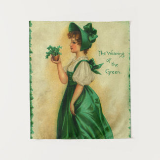 "Das Tragen des Grün" Vintage-Karte, 1907 Wandteppich