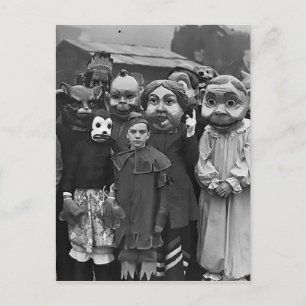 Das Treffen an Halloween Postkarte