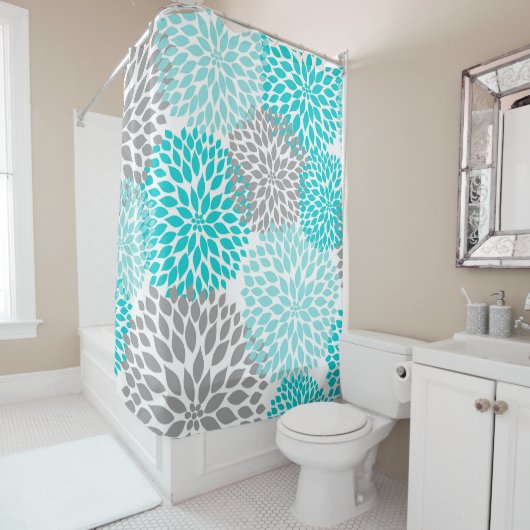 Das trendige türkisfarbene Badezimmer ist in Grau- Duschvorhang (Beispiel)