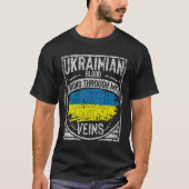 Das ukrainische Blut fließt durch meine Venen T-Shirt (Vorderseite)