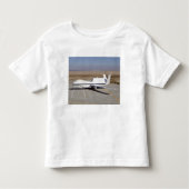 Das unbemannte Flugzeug der Global Hawk Kleinkind T-shirt (Vorderseite)