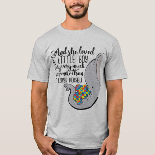 Das und sie liebte einen kleinen Jungen sehr, sehr T-Shirt