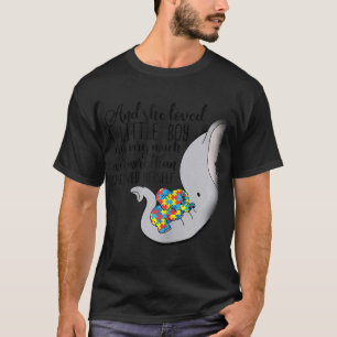Das und sie liebte einen kleinen Jungen sehr, sehr T-Shirt