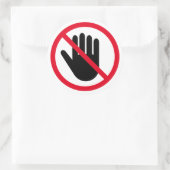 Das verbotene Warnzeichen darf nicht von Hand Touc Runder Aufkleber (Tasche)