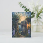 Das verzauberte Gartentor unter glühendem Himmel Postkarte (Stehend Vorderseite)