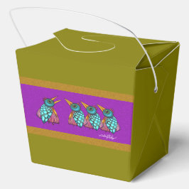 Das Vogeldesign von Sasha All-Over-Print-Schürze Geschenkschachtel