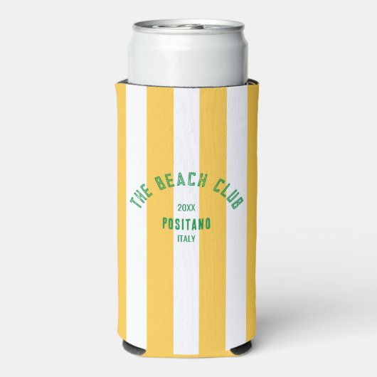 Das Wappen des Beach Club Gelb Cabana Streifen Selters Dosenkühler (Seltzer Rückseite)