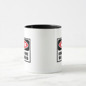 Das Warnen PASSEN von der EICHHÖRNCHEN Tasse auf (Zentrum)