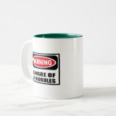 Das Warnen PASSEN VON SCHNOODLES Tasse auf (Vorderseite Links)