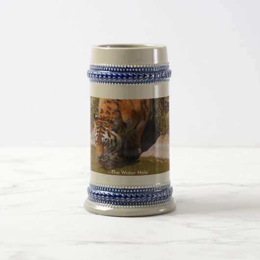 Das Wasser-Loch Bierglas (Mittel)