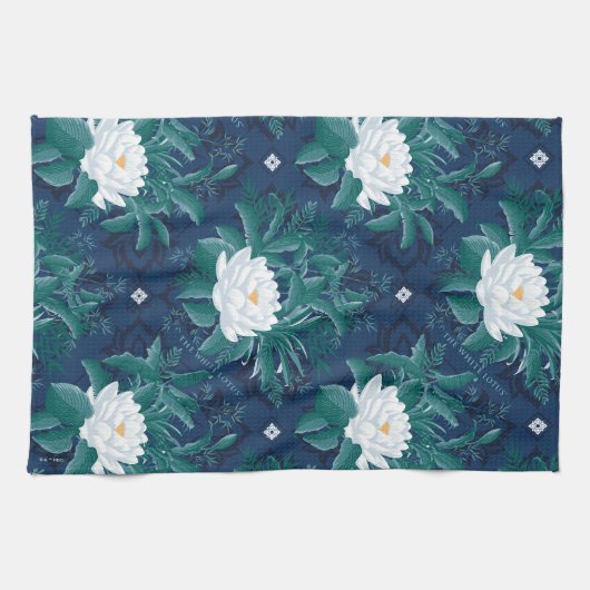 Das weiße Lotus Midnight Lotus-Muster Geschirrtuch (Horizontal)