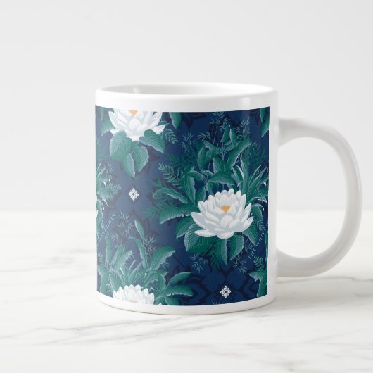 Das weiße Lotus Midnight Lotus-Muster Jumbo-Tasse (Rechts)