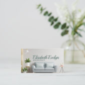 Das Wohnzimmer der weißen Wand ist mit Sofa und De Visitenkarte (Stehend Vorderseite)