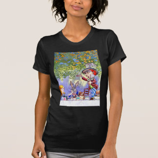 Das wütenden der Tee-Party des Hutmachers in der T-Shirt