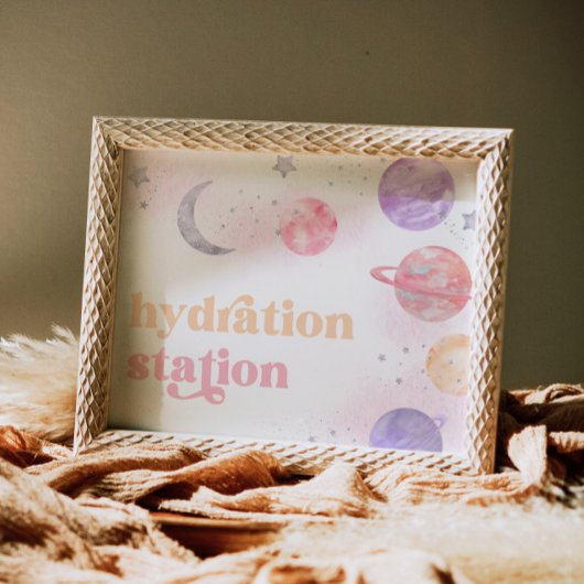 Das Zeichen der Weltraumbahnstation Girl Poster