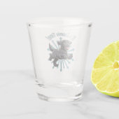 Das Zoomie Time Black Lab Schnapsglas (Rückseite)