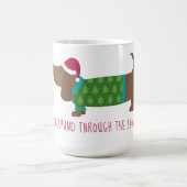 Daschund durch den Schnee-Cartoon Kaffeetasse (Mittel)