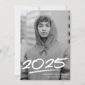 Dashed Class of 2025 Modern Foto Abschluss Ankündigung (Vorderseite)