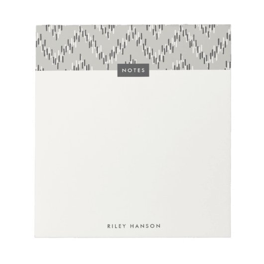 Dashing Boho Ikat Zig Zag Muster Notepad - Grau Notizblock (Vorderseite)
