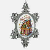 Dated New Zuhause Gingerbread House Schneeflocken Zinn-Ornament (Links)