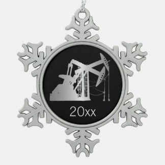 Datiertes silbernes Gadient Ölfeld-Pumpanlagen Schneeflocken Zinn-Ornament