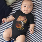 Datum individuell einstellbar Total Eclipse Modern Baby Strampler