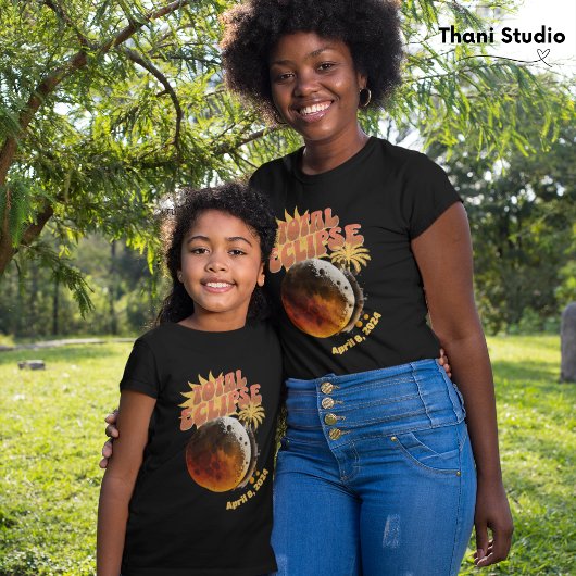 Datum individuell einstellbar Total Eclipse Modern T-Shirt