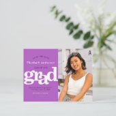 Datum lila Abschluss Foto fett formatiert Typograf Einladungspostkarte (Stehend Vorderseite)