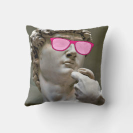 David trägt eine Rose-Brille Kissen