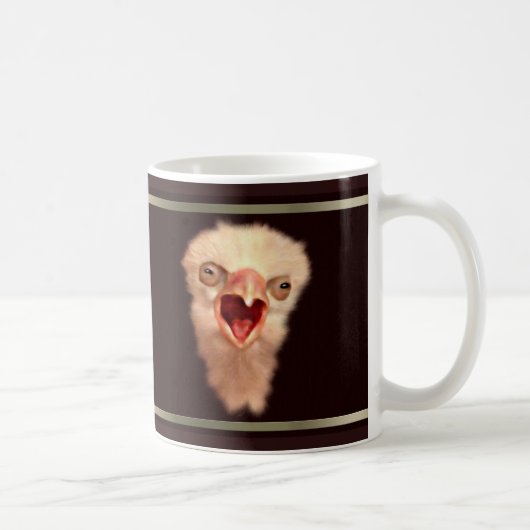 Day Old Falcon Chick Kaffeetasse (Rechts)