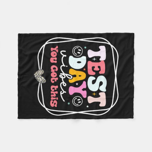 Day Vibes you Got this Teacher Retro Groovy Testin Fleecedecke (Vorderseite (Horizontal))