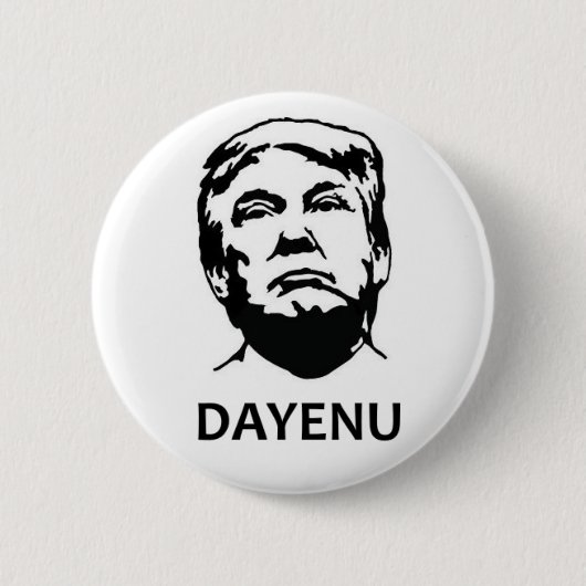 Dayenu Trumpf-Knopf Button (Vorderseite)