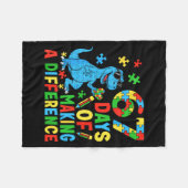 Days Of Making A Difference Dinosaur Autism Teache Fleecedecke (Vorderseite (Horizontal))