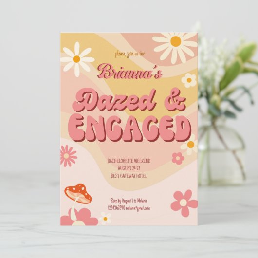 Dazed and verlobt groovy Retro daisy bachelorette Einladung (Stehend Vorderseite)