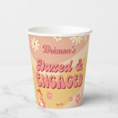 Dazed and verlobt groovy Retro daisy bachelorette Pappbecher (Rückseite)