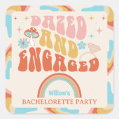 Dazed and Verlobt Junggeselinnen-Abschied Gefallen Quadratischer Aufkleber (Vorderseite)