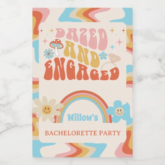 Dazed and Verlobt Junggeselinnen-Abschied Gefallen Weinetikett (Einzelnes Label)