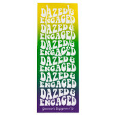 Dazed and Verlobt Retro Mardi Gras Geschenktüte Für Weinflaschen (Vorderseite)