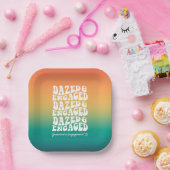 Dazed und Verlobt | Retro Typografie Pappteller (Party)