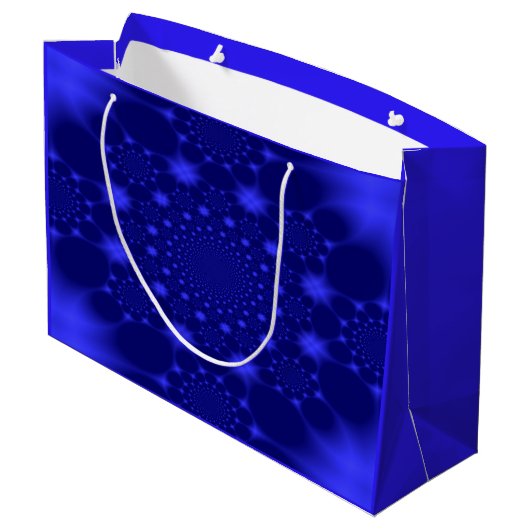 Dazzling Blue Große Geschenktüte (Rückseite Schrägansicht)