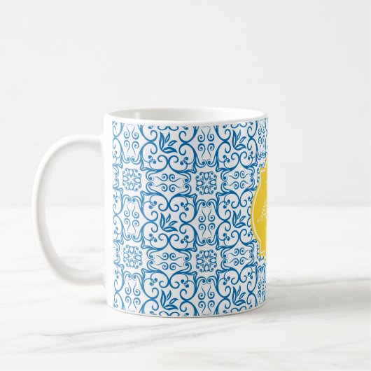 Dazzling Blue Hahnentrittmuster Monogram Tasse (Links)