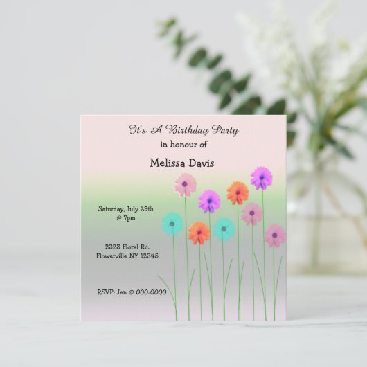 Dazzling Daisies Einladung zum Geburtstag (Stehend Vorderseite)