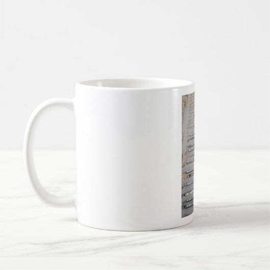 Dazzling dekorierte Diamant Kettenkunstschmuck Kaffeetasse (Links)
