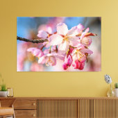 Dazzling Sakura Blume. Beige und blaue Hintergrund Leinwanddruck (Insitu (Wohnzimmer))