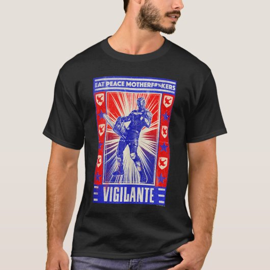 DC Comics Peacemaker Vigilant Rattensäge Posterank T-Shirt (Vorderseite)