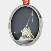 DC erinnert sich Ornament Aus Metall (Links)