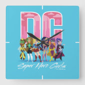 DC Super Hero Girls Lineup Quadratische Wanduhr (Vorderseite)
