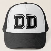 'DD' Monogramm Truckerkappe (Vorderseite)