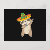 Ddabbing Sloth Cinco De Mayo süße Tiere Mexiko Postkarte (Vorderseite)