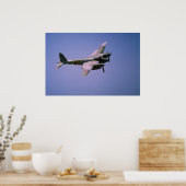 De Havilland DH-98 "Mosquito" T-3, im Flug bei Bo Poster (Küche)